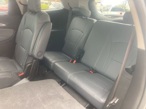 Certified 2018 Buick Enclave Premium w/ Experience Buick Package AWD/4WD image 14