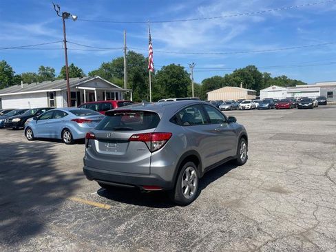 Used 2019 Honda HR-V LX image 5