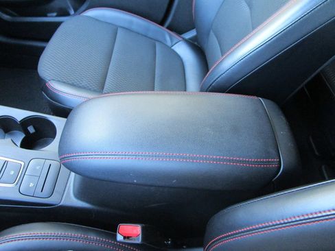 Used 2025 Ford Escape ST-Line FWD image 36