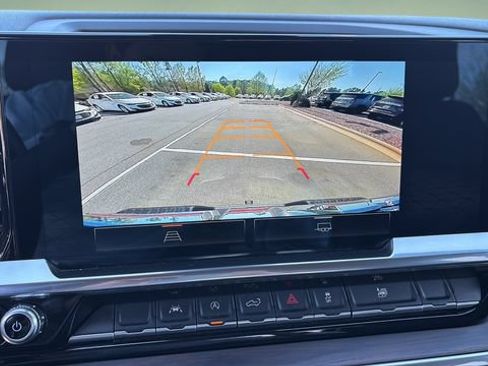Used 2025 GMC Sierra 1500 SLT RWD image 23