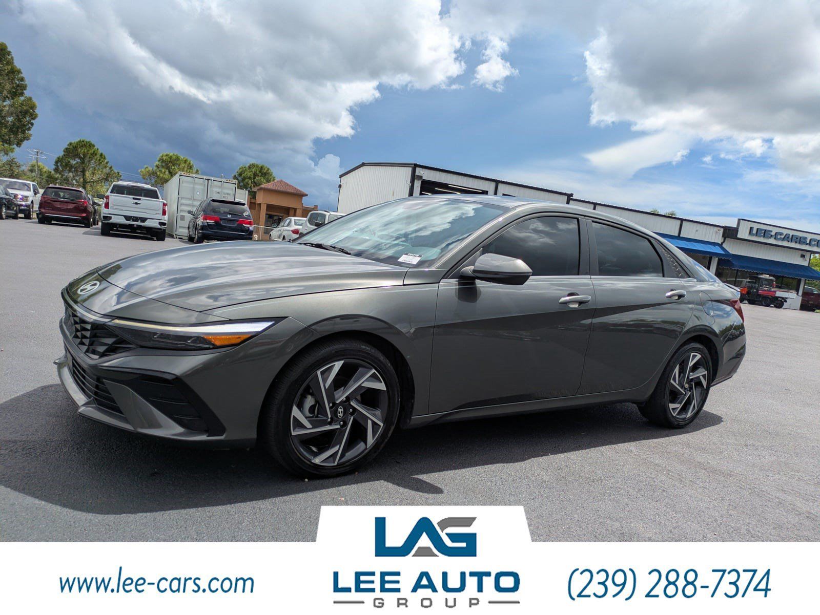 Used 2025 Hyundai Elantra Limited FWD image 6