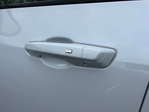 New 2026 Chevrolet Equinox RS image 24