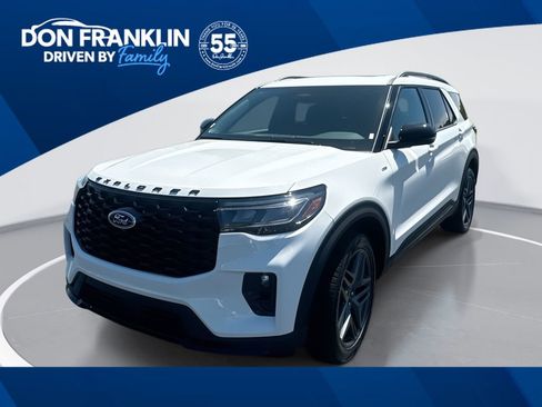 New 2026 Ford Explorer ST-Line AWD/4WD image 1