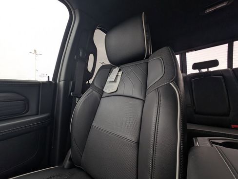 New 2026 RAM 3500 Limited image 12