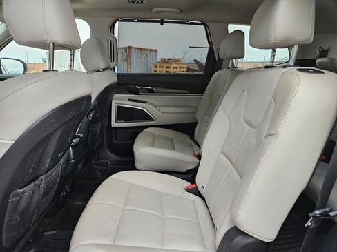 Used 2021 Kia Telluride EX w/ EX Premium Package image 20