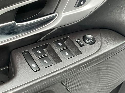 Used 2017 GMC Terrain SLE image 24