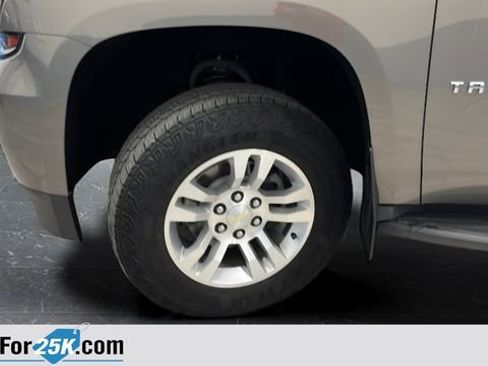 Used 2017 Chevrolet Tahoe LT AWD/4WD image 36
