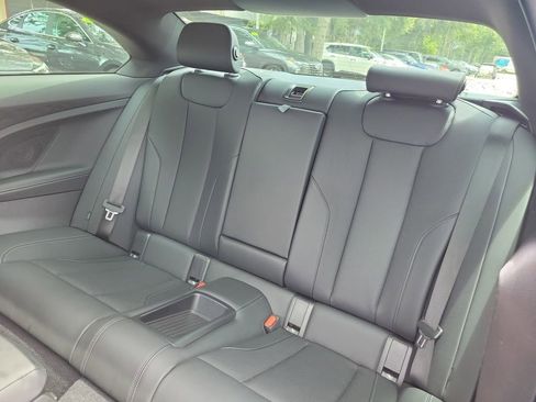 Used 2025 BMW 230i Coupe RWD image 11