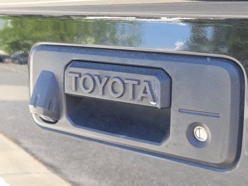 Used 2019 Toyota Tundra 1794 Edition image 32