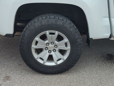 Used 2015 Chevrolet Colorado LT w/ LT Convenience Package image 29