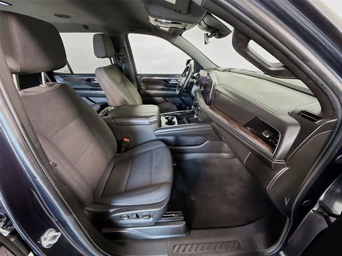 Used 2025 Chevrolet Tahoe LS RWD image 25