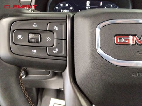 Used 2024 GMC Yukon AT4 image 11