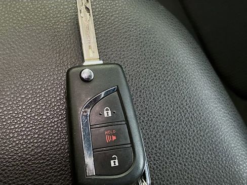 Used 2025 Toyota RAV4 LE image 32