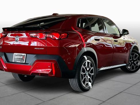 Used 2026 BMW X2 xDrive28i image 12