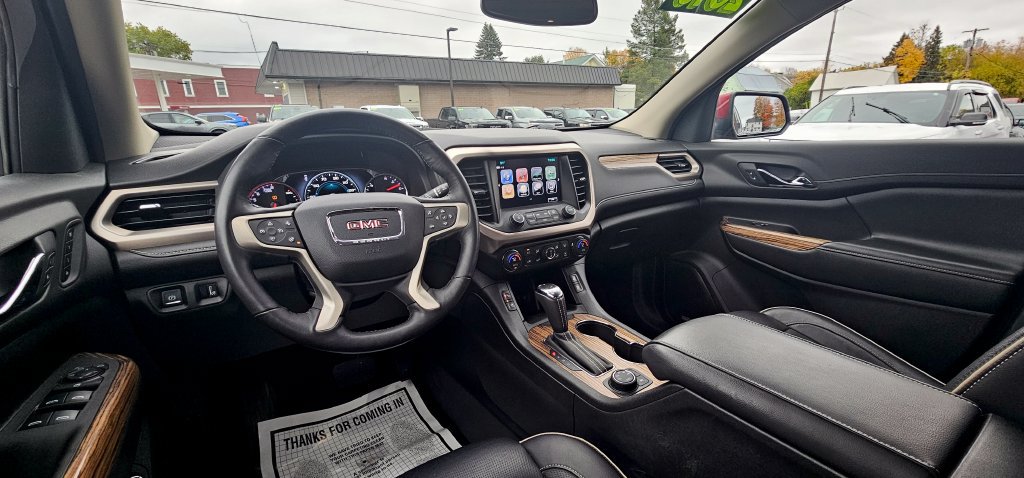 Used 2019 GMC Acadia Denali w/ Technology Package AWD/4WD image 24