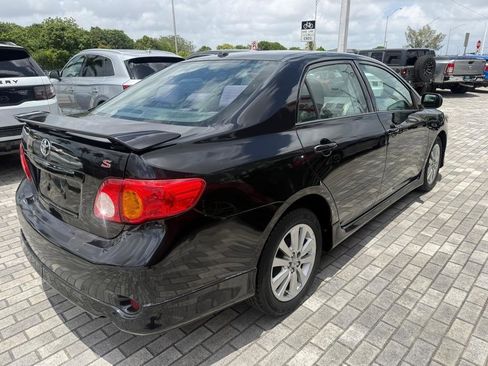 Used 2010 Toyota Corolla FWD image 8