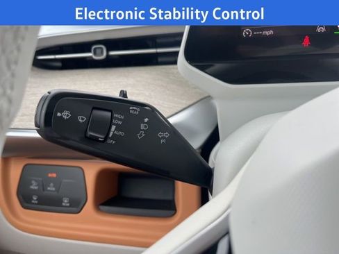 New 2025 Volkswagen ID. Buzz 1st Edition image 13