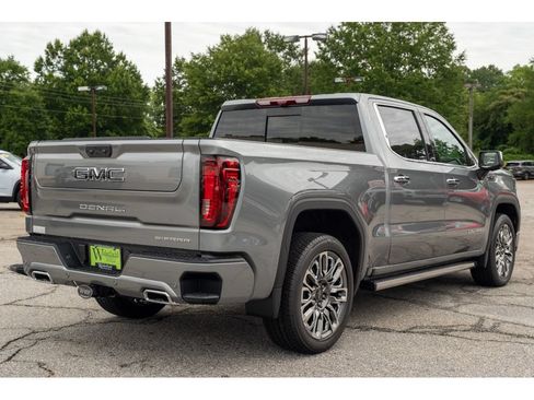 New 2026 GMC Sierra 1500 Denali Ultimate w/ LPO, Black Badging Package AWD/4WD image 8