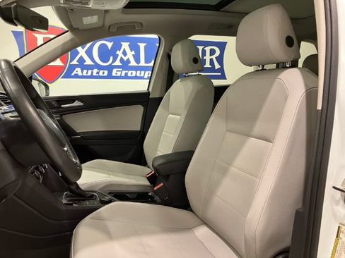 Used 2020 Volkswagen Tiguan SEL w/ 3rd Row Seat Package AWD/4WD image 20