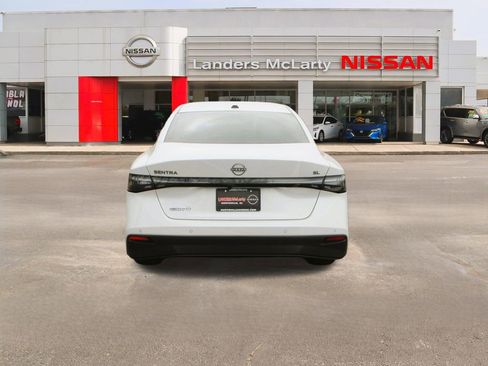 New 2026 Nissan Sentra SL w/ Floor Mat Package FWD image 4