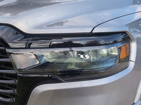 Used 2025 RAM 1500 Laramie w/ Night Edition image 6