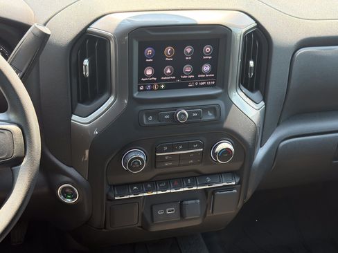 Used 2025 Chevrolet Silverado 1500 Custom Trail Boss w/ Turbomax Blackout Package AWD/4WD image 32