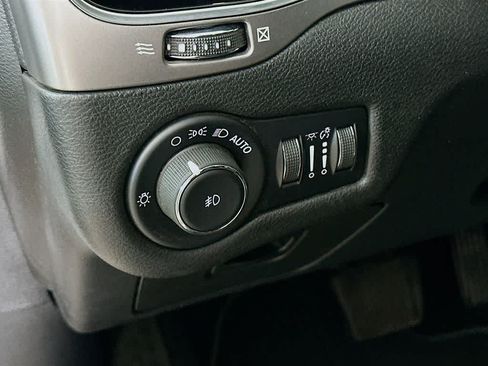 Used 2021 Jeep Cherokee Latitude Lux 80th Anniv w/ Quick Order Package 26U 80TH AWD/4WD image 27