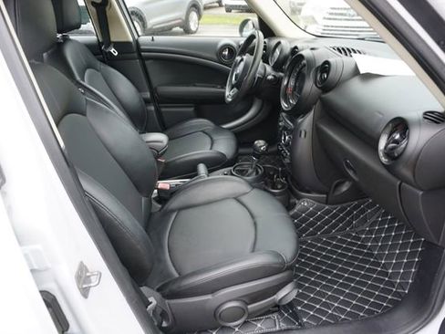 Used 2015 MINI Cooper Countryman S FWD image 3