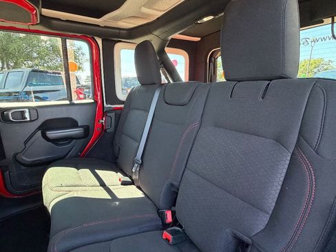 Used 2021 Jeep Wrangler Unlimited Rubicon image 6