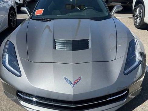 Used 2016 Chevrolet Corvette Stingray Coupe RWD image 3