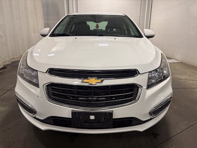 Used 2016 Chevrolet Cruze LT w/ Enhanced Safety Package FWD image 2