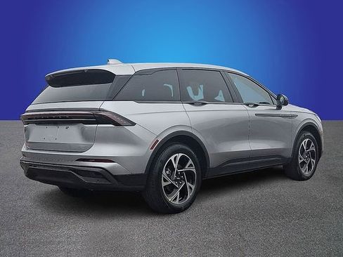 New 2026 Lincoln Nautilus Premier w/ Jet Appearance Package AWD/4WD image 3