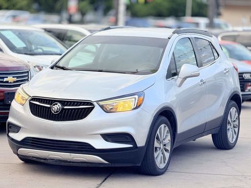 Used 2019 Buick Encore Preferred image 4