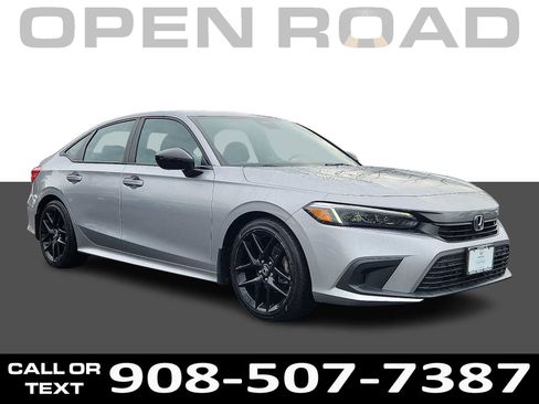 Used 2023 Honda Civic Sport image 1