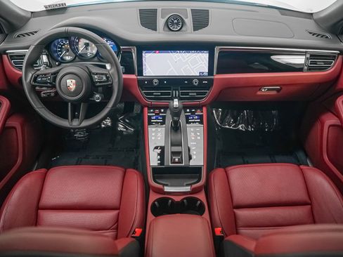Used 2025 Porsche Macan S image 15