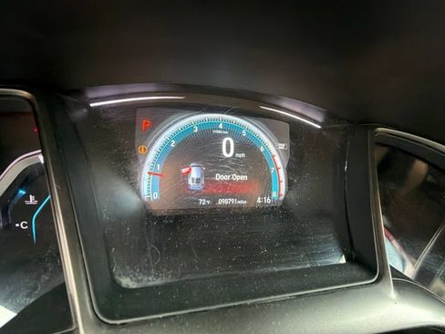 Certified 2018 Honda Civic EX image 5