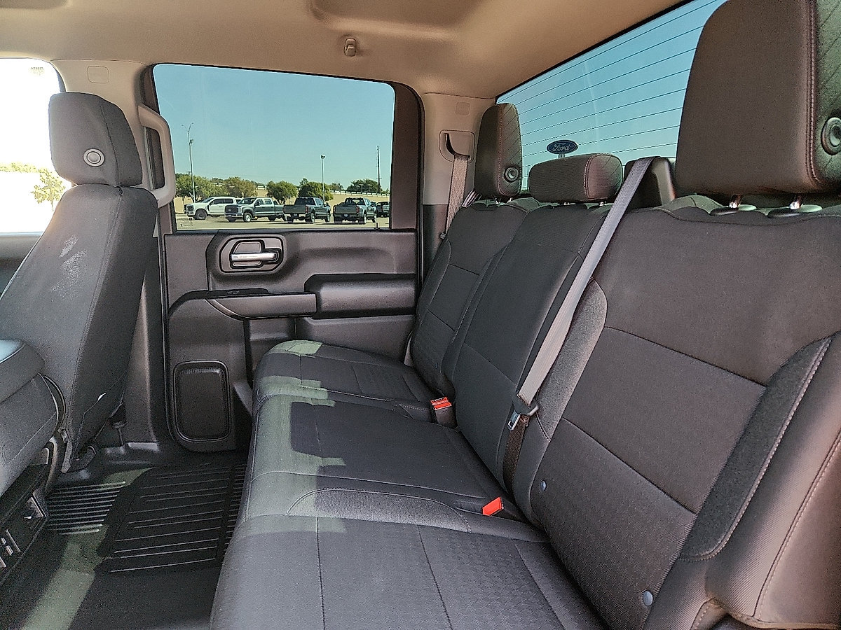 Used 2025 Chevrolet Silverado 2500 Custom w/ Custom Value Package AWD/4WD image 6