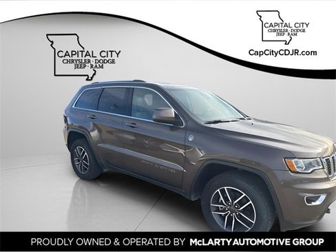 Used 2020 Jeep Grand Cherokee Laredo w/ Quick Order Package 2BN North image 1