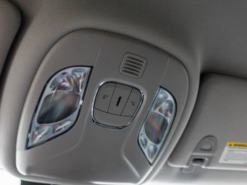 Used 2022 Jeep Compass Latitude AWD/4WD image 31