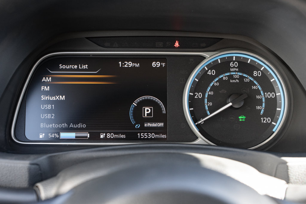 Used 2025 Nissan Leaf S FWD image 15