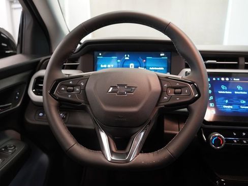 New 2027 Chevrolet Bolt LT w/ Comfort Package FWD image 16