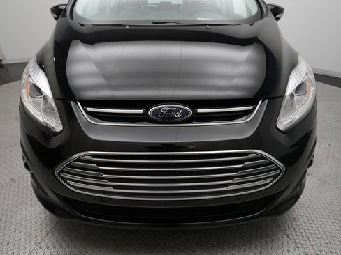 Used 2017 Ford C-MAX Titanium w/ Equipment Group 301A image 26