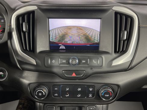 Used 2020 GMC Terrain SLE image 23