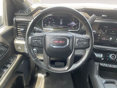 Used 2024 GMC Sierra 2500 AT4 w/ AT4 Premium Plus Package AWD/4WD image 12
