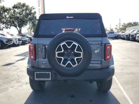 Used 2023 Ford Bronco Outer Banks image 8