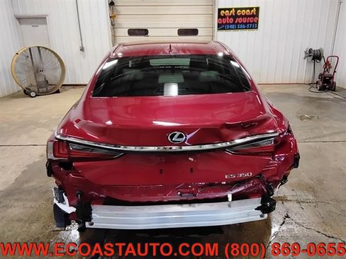 Used 2025 Lexus ES 350 w/ Premium Package image 8