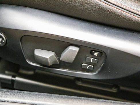Used 2011 BMW 1 Series M RWD image 39