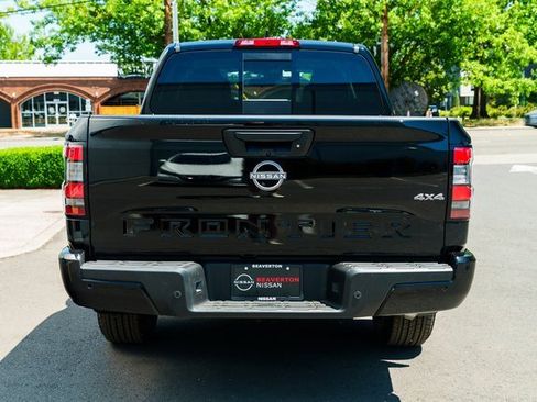 New 2025 Nissan Frontier SV image 5
