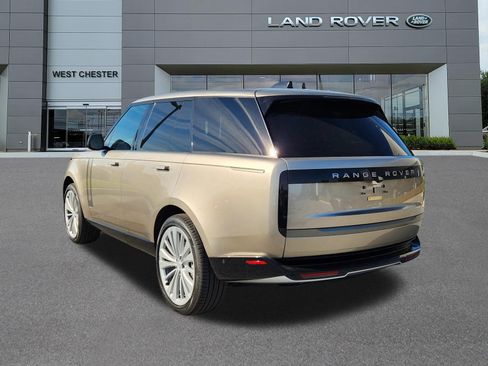 Certified 2024 Land Rover Range Rover SE AWD/4WD image 3