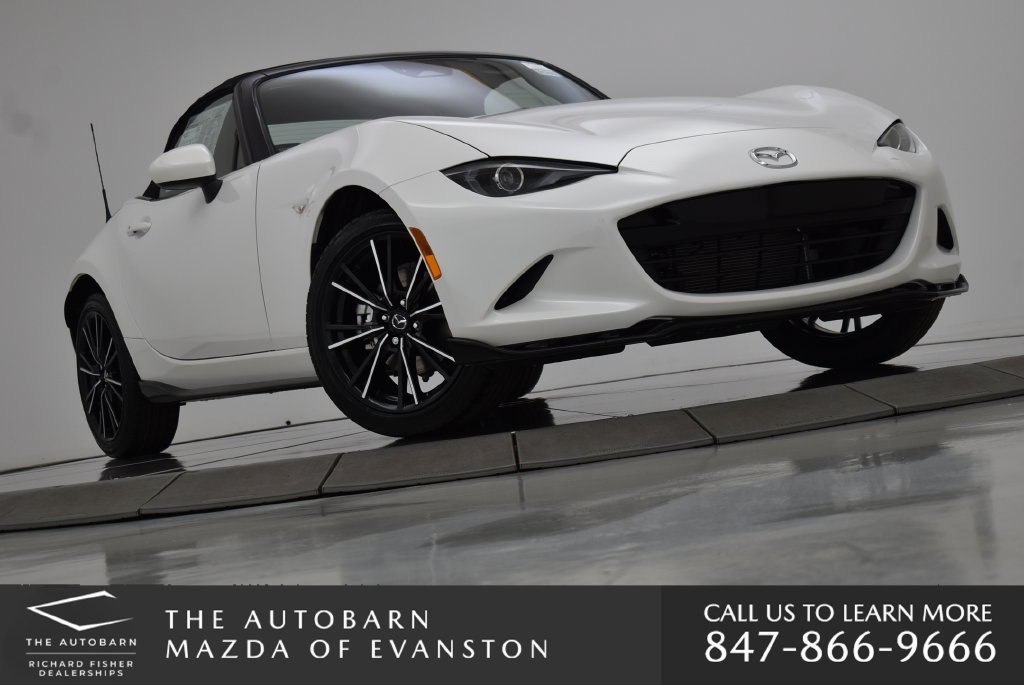 Used 2025 MAZDA MX-5 Miata Grand Touring w/ Appearance Package RWD image 3